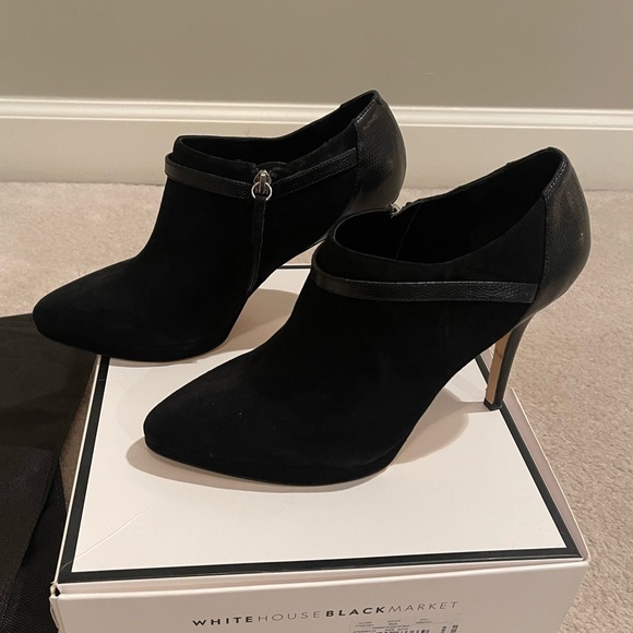 EUC WHBM Suede Ankle Boots - Picture 5 of 10